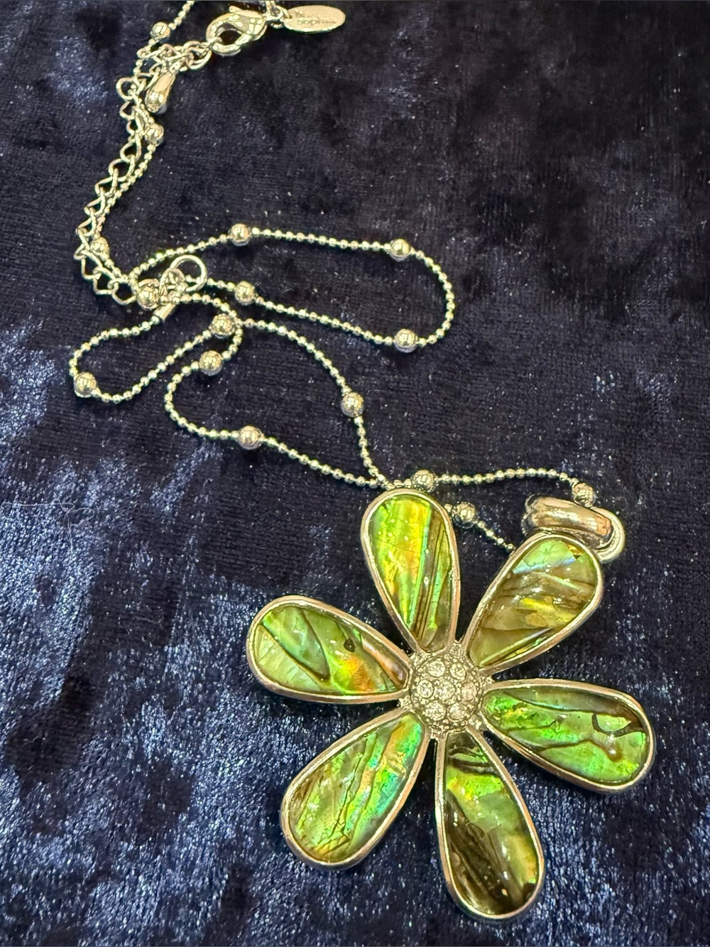 🌟 Lia Sophia Vintage Retired Abalone Water Lily Collection Necklace ✨